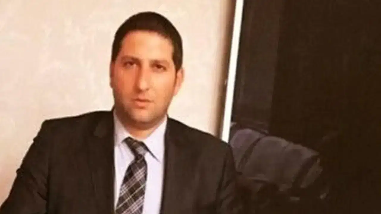 Avukat Burak Bekiroğlu, Adalet Bakanı Yılmaz Tunç ve kardeşi hakkındaki paylaşımları nedeniyle gözaltına alındı