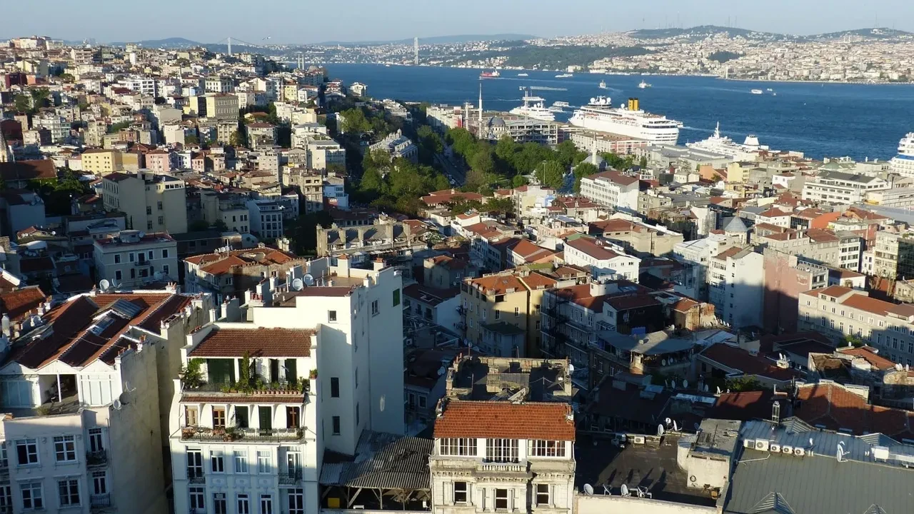 "Konut satışları, yılın ilk dört ayında tüm zamanların rekorunu kırdı"