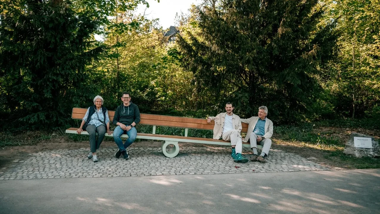 Dengesiz oturulamayan sosyalleşme bankı