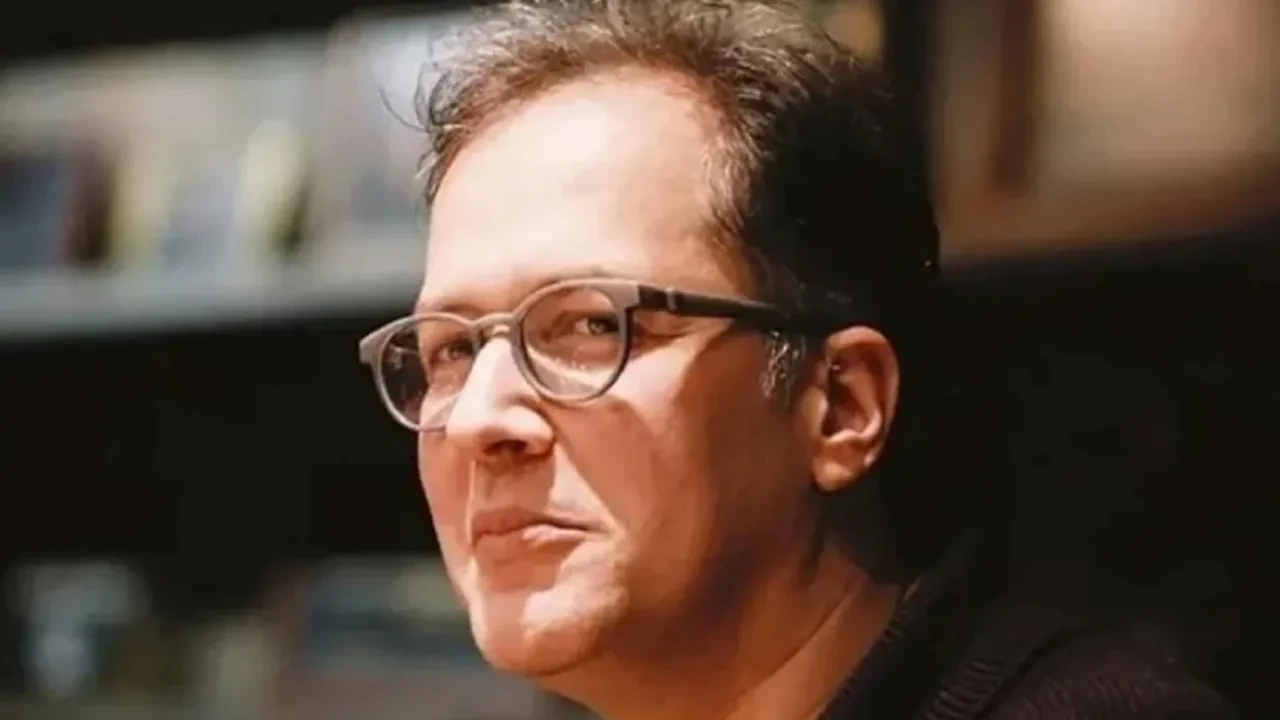 Tahliye edilen yönetmen İlker Canikligil'den ilk mesaj: Evet geri döndüm