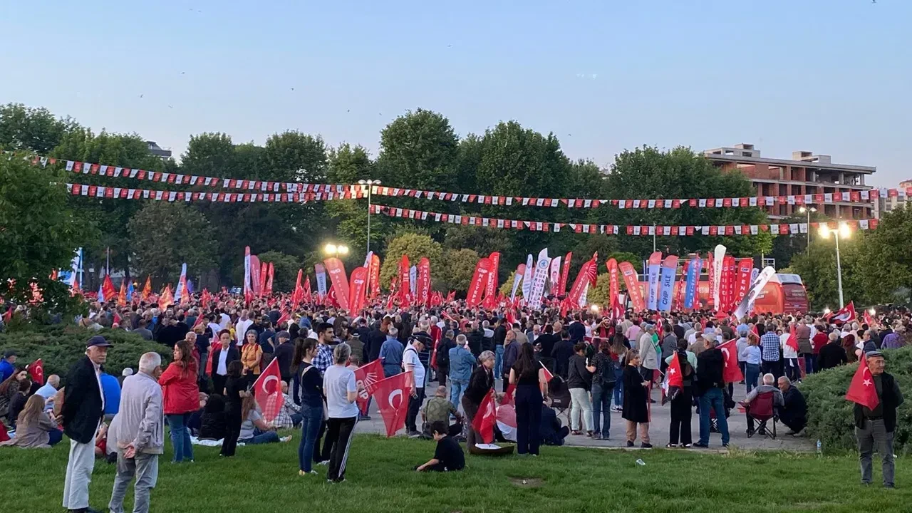 Pendik'te “Millet İradesine Sahip Çıkıyor” mitingi