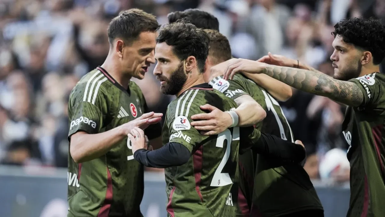 Beşiktaş'ın Alanyaspor maçı kadrosu belli oldu