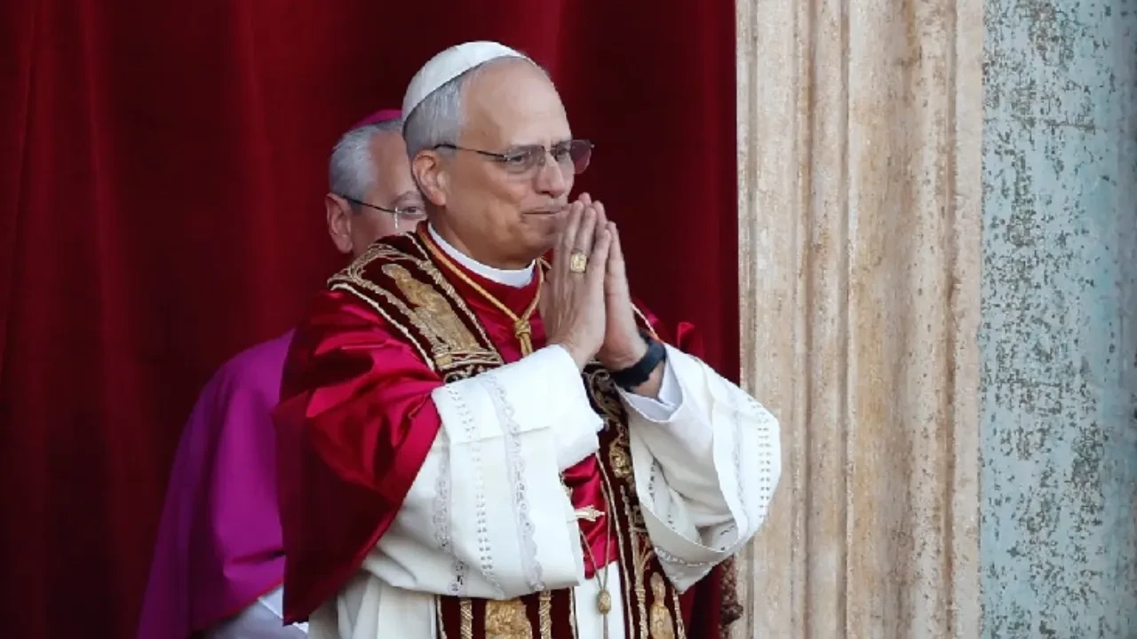 Katolik Kilisesi'nin yeni ABD'li papası Robert Prevost: Barış hepinizle olsun!