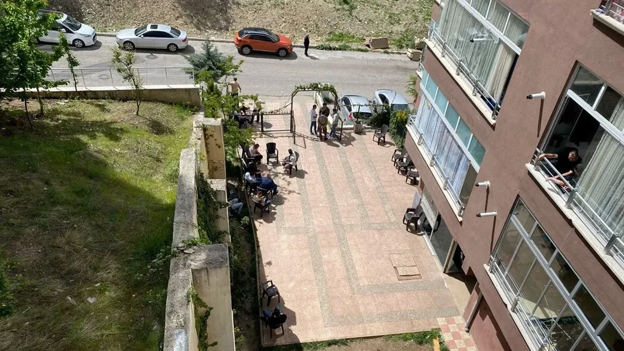 Kanserli kadın katili, önce eşini sonra kendisini öldürdü