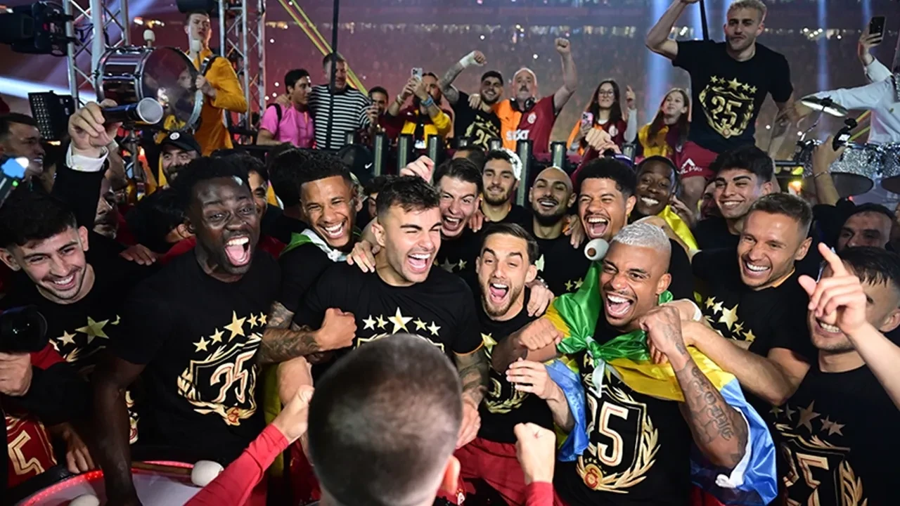 Galatasaray, 25. şampiyonluğu 25 Mayıs'ta Yenikapı’da kutlayacak