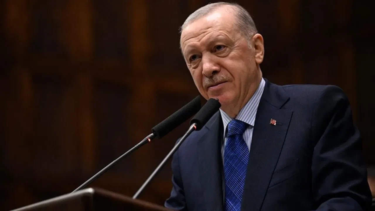 Erdoğan’dan “Mega Proje” eleştirisi: Kimin şov yaptığı ortaya çıktı