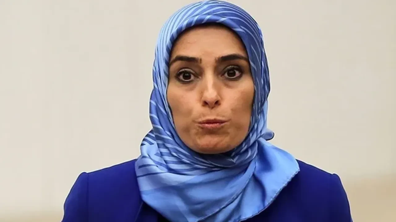 Zehra Taşkesenlioğlu kimdir, nereli, kaç yaşında?