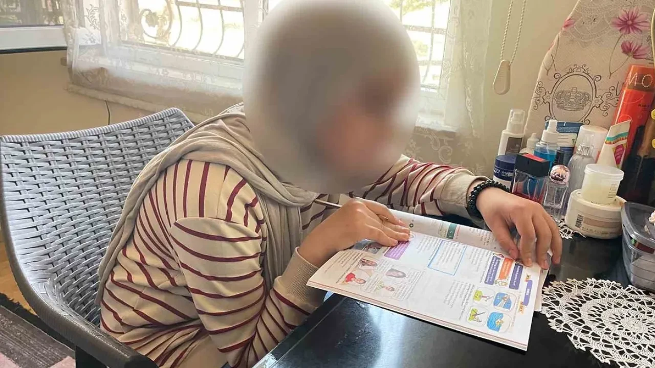 Erzin’de öğrenciye “Karabaş” diyen öğretmen açığa alındı