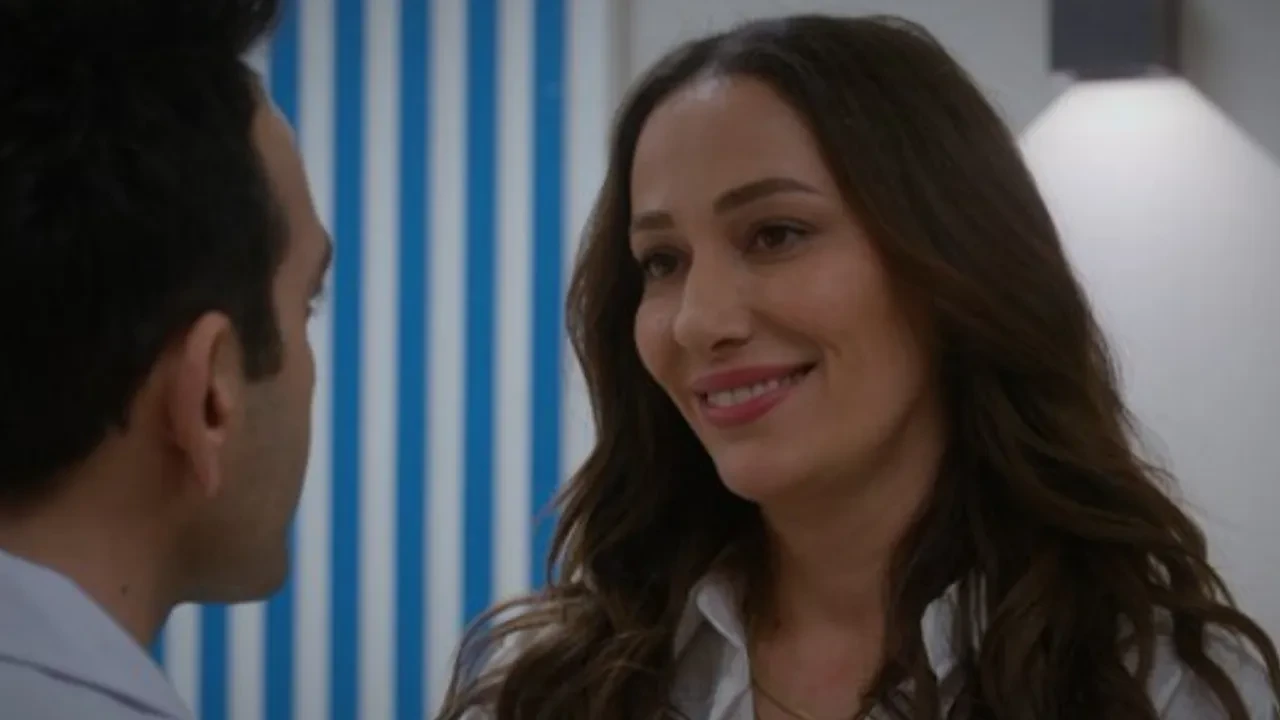 Bahar Naz kimdir? Esra Ruşan kimdir, nereli, kaç yaşında? Hangi dizilerde oynadı?