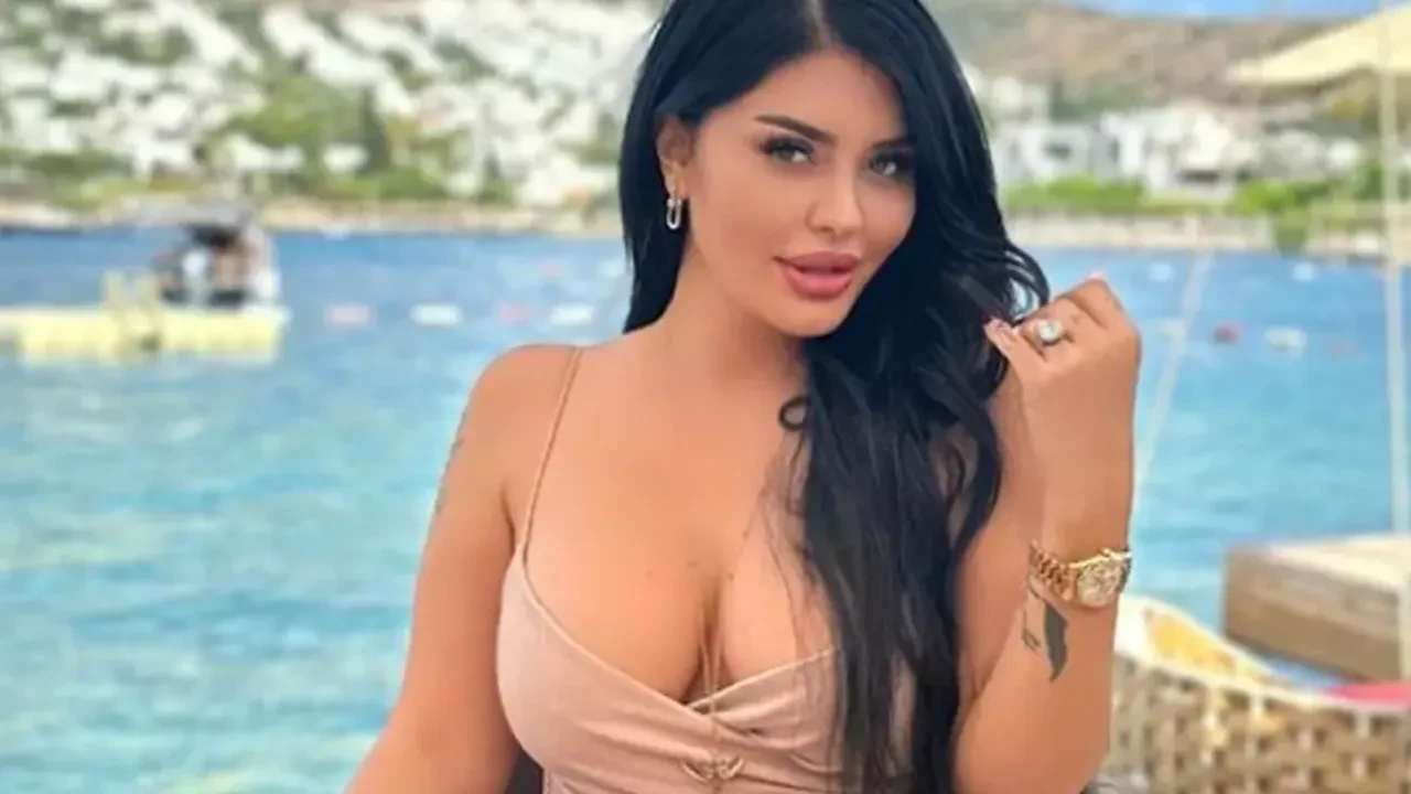 Ebru Polat'ın son paylaşımına yorum yağdı: Klip mi, özel içerik mi?