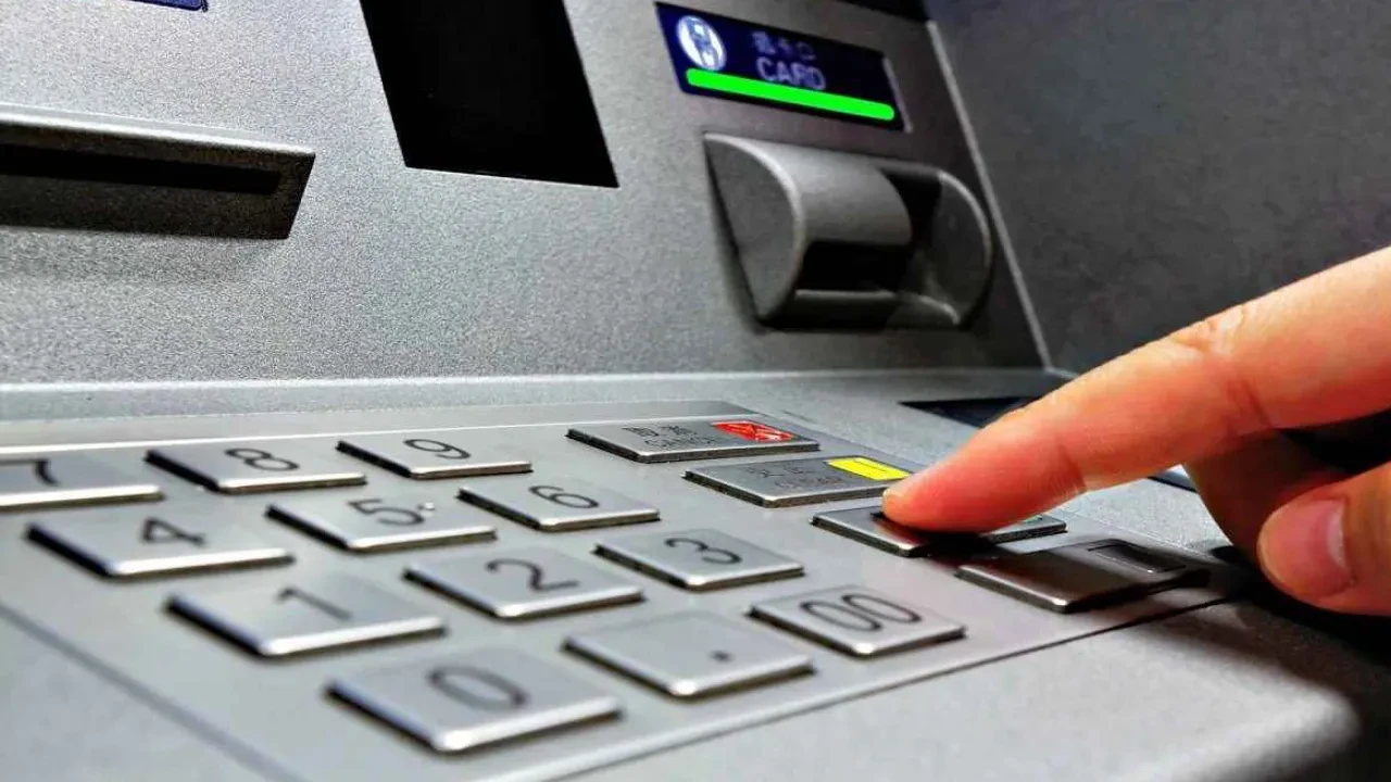 Bankalardan Kurban Bayramı öncesi ATM hamlesi: Para çekme limitleri güncellendi