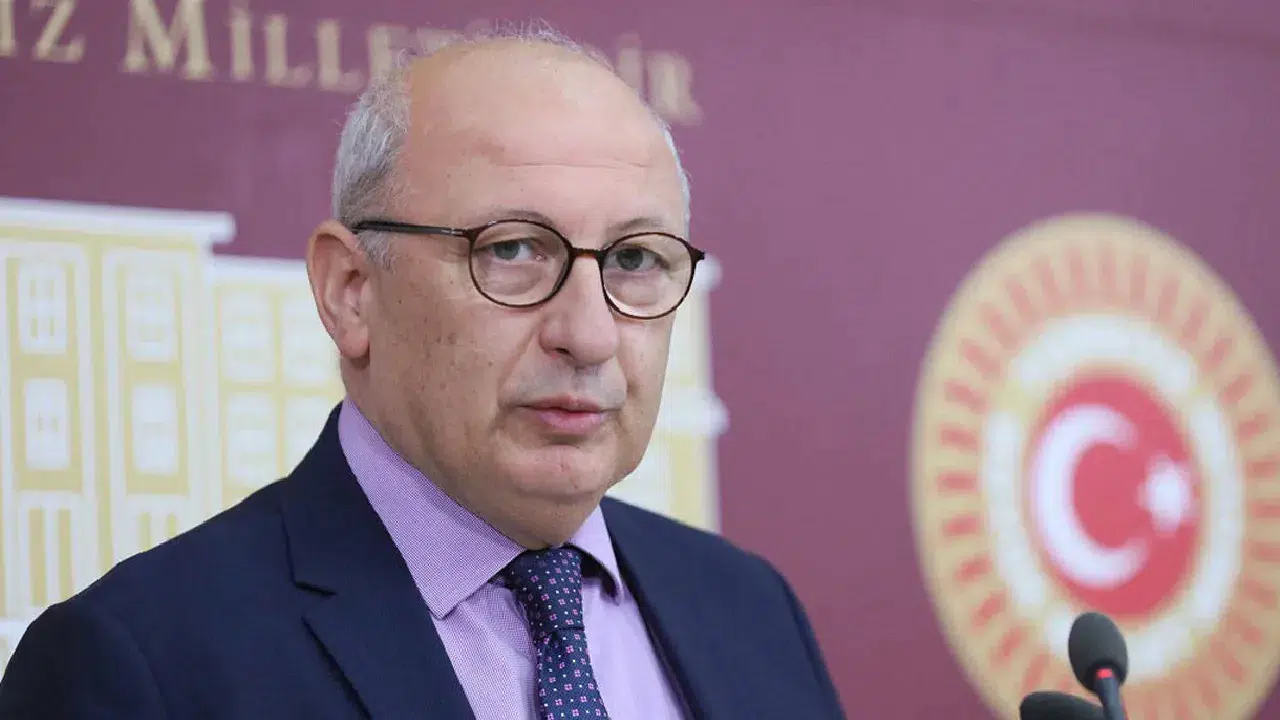 CHP'li Çakırözer, Mayıs ayı Basın Özgürlüğü Raporunu açıkladı: İnfaz düzenlemesinden de 'sansür' çıktı