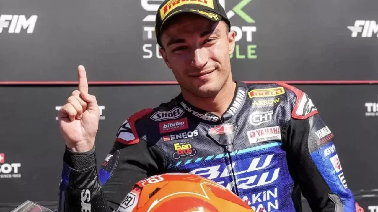 Emilia-Romagna Supersport Yarışında Can Öncü zaferi; Stefano Manzi kaza sonrası yarış dışı