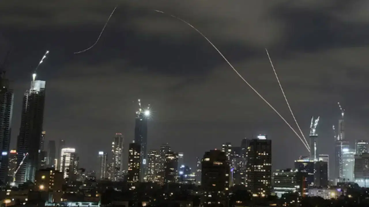 Gerilim altıncı gününde: İran'dan İsrail'de füzeli saldırı!