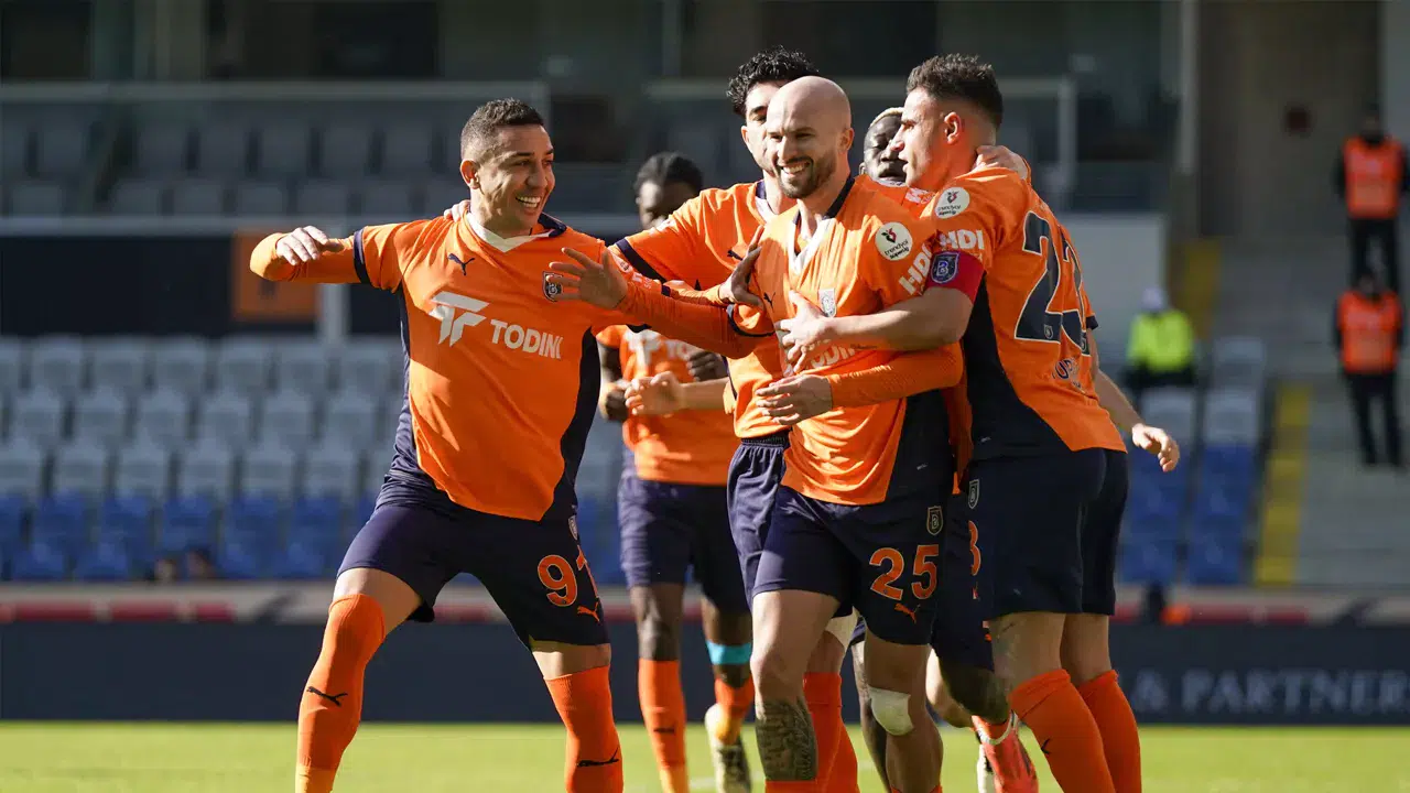 Başakşehir'in Konferans Ligi'ndeki rakibi Cherno More oldu