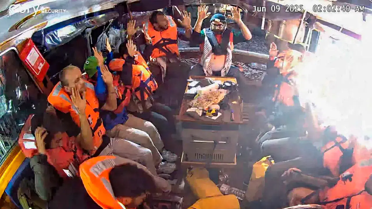 İsrail Ordusu, içerisinde Türk aktivistlerin de bulunduğu 'Madleen' gemisine müdahalede bulundu!