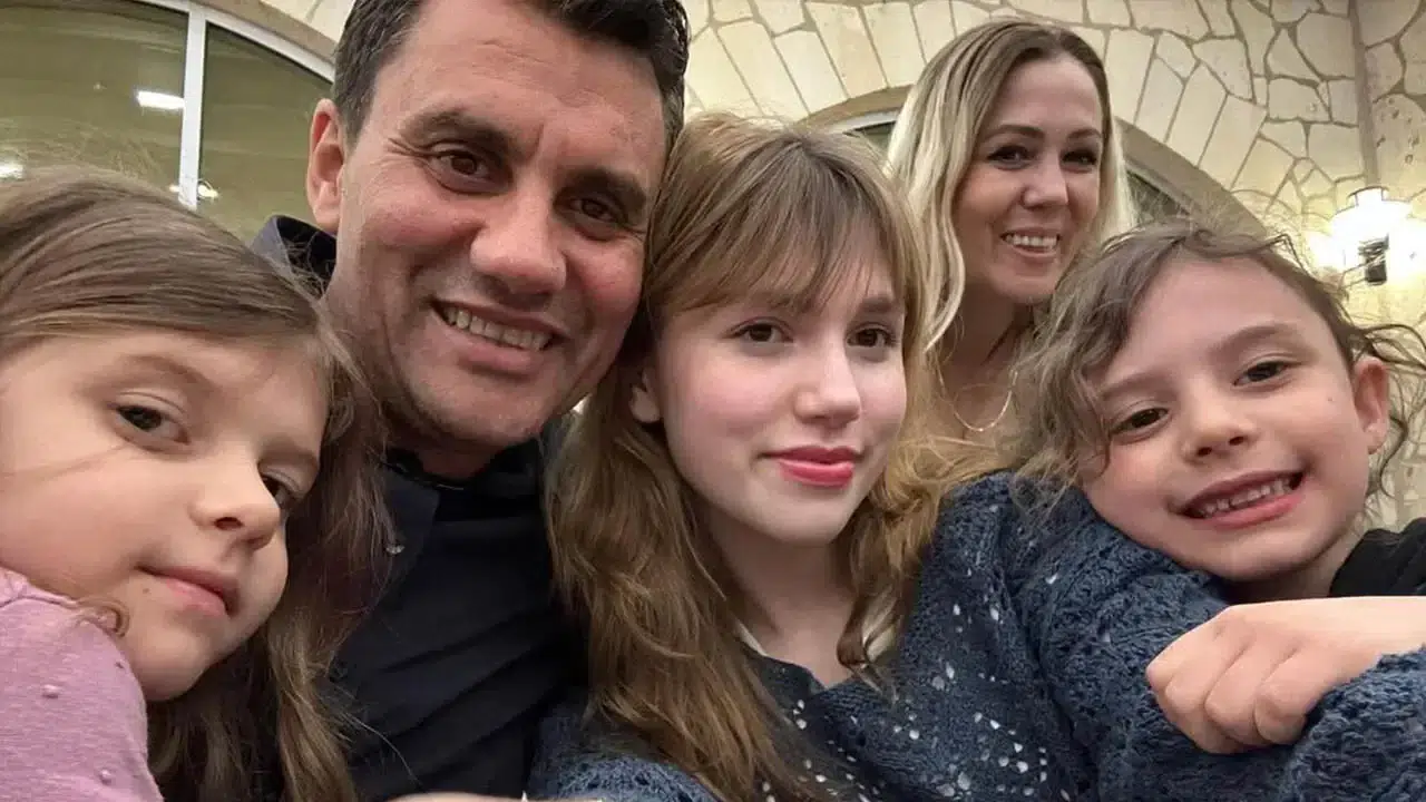 Babalar Günü’nde Ferdi Zeyrek’in ailesinden yürek burkan paylaşım