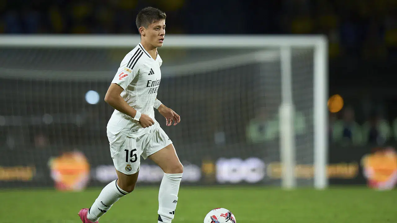 Arda Güler'e Real Madrid'teki yeni rolünü hocası Xabi Alonso anlatacak