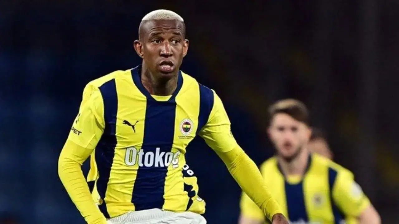 Talisca’dan geri dönüş sinyali: Fenerbahçeli taraftarlar tepkili