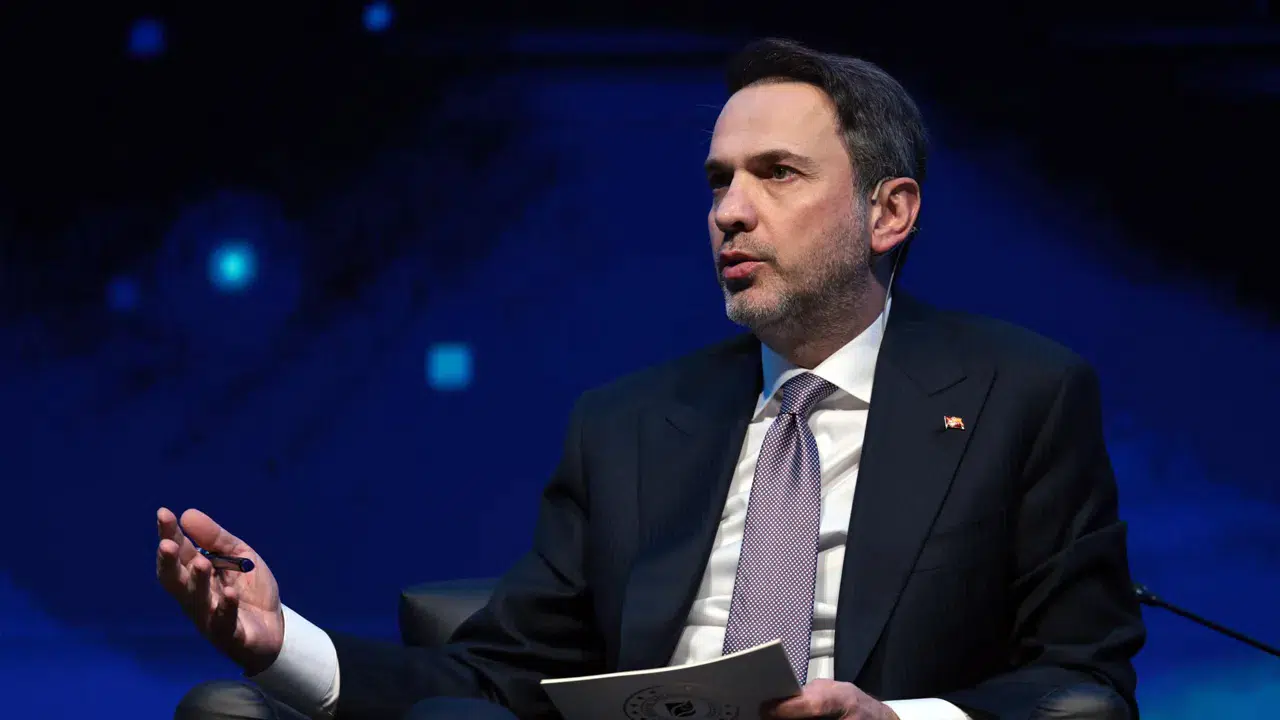 Bakan Bayraktar: İsrail-İran gerilimi petrol ve doğalgaz fiyatlarını yükseltebilir