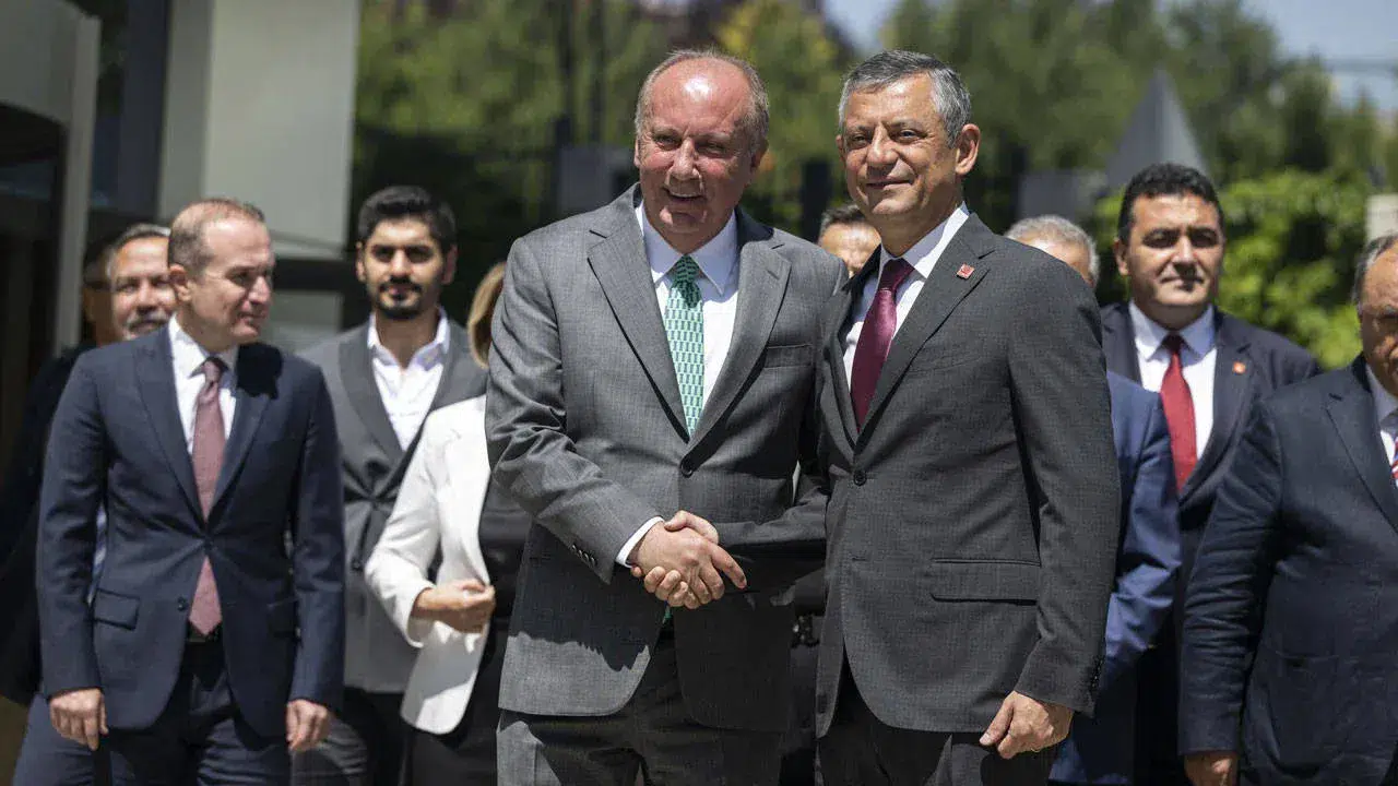 Özgür Özel: Muharrem İnce'yi "baba ocağına" davet ettim