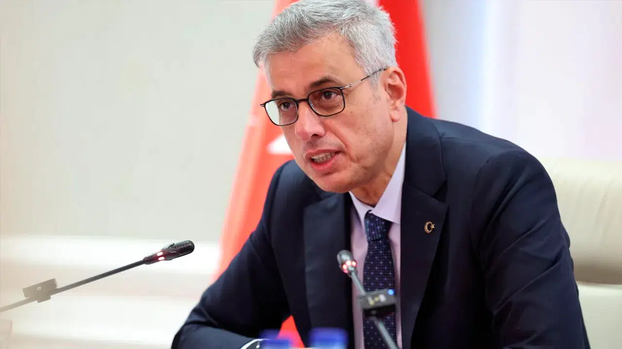 Bakan Memişoğlu bayramda sağlık hizmetlerinin nasıl ilerleyeceğini açıkladı