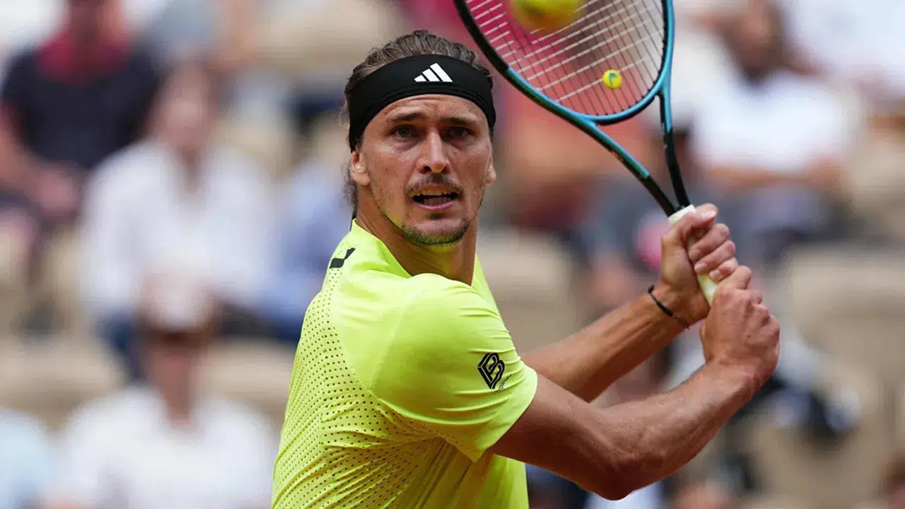 Zverev ve Boisson Fransa Açık'ta çeyrek finale yükselen isimler oldu