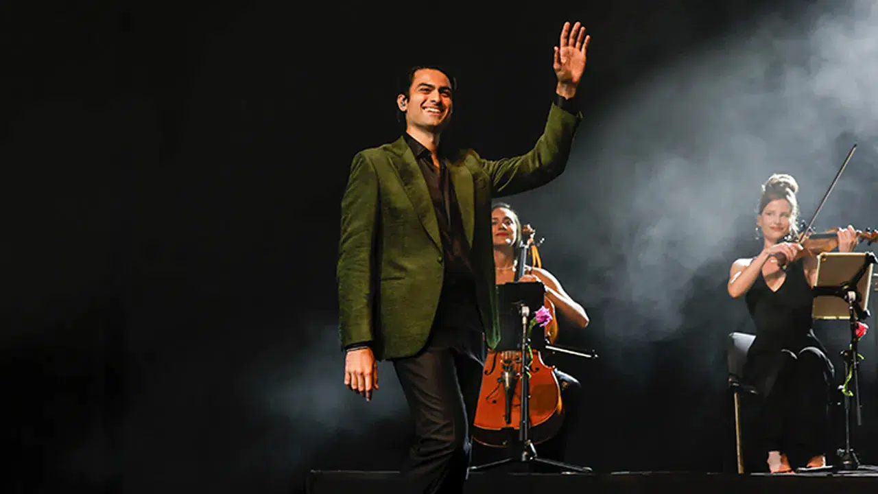 Matteo Bocelli, İstanbul’daki ilk konserinde müzikseverleri büyüledi