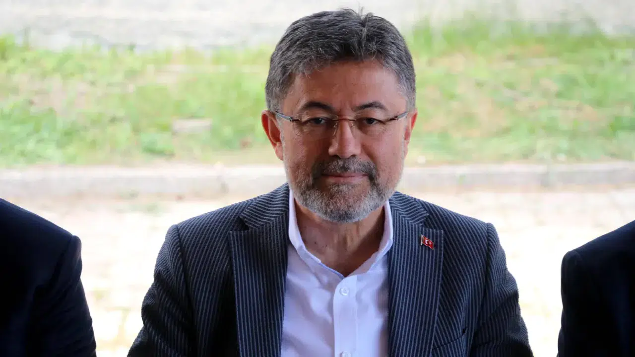 Bakan Yumaklı: Fırsatını bulsalar bizi de besbeter ederler, güçlü olmak zorundayız