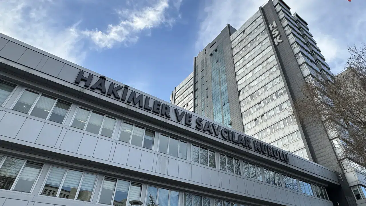 HSK eski üyeleri Yargıtay ve Danıştay üyeliklerine seçildi