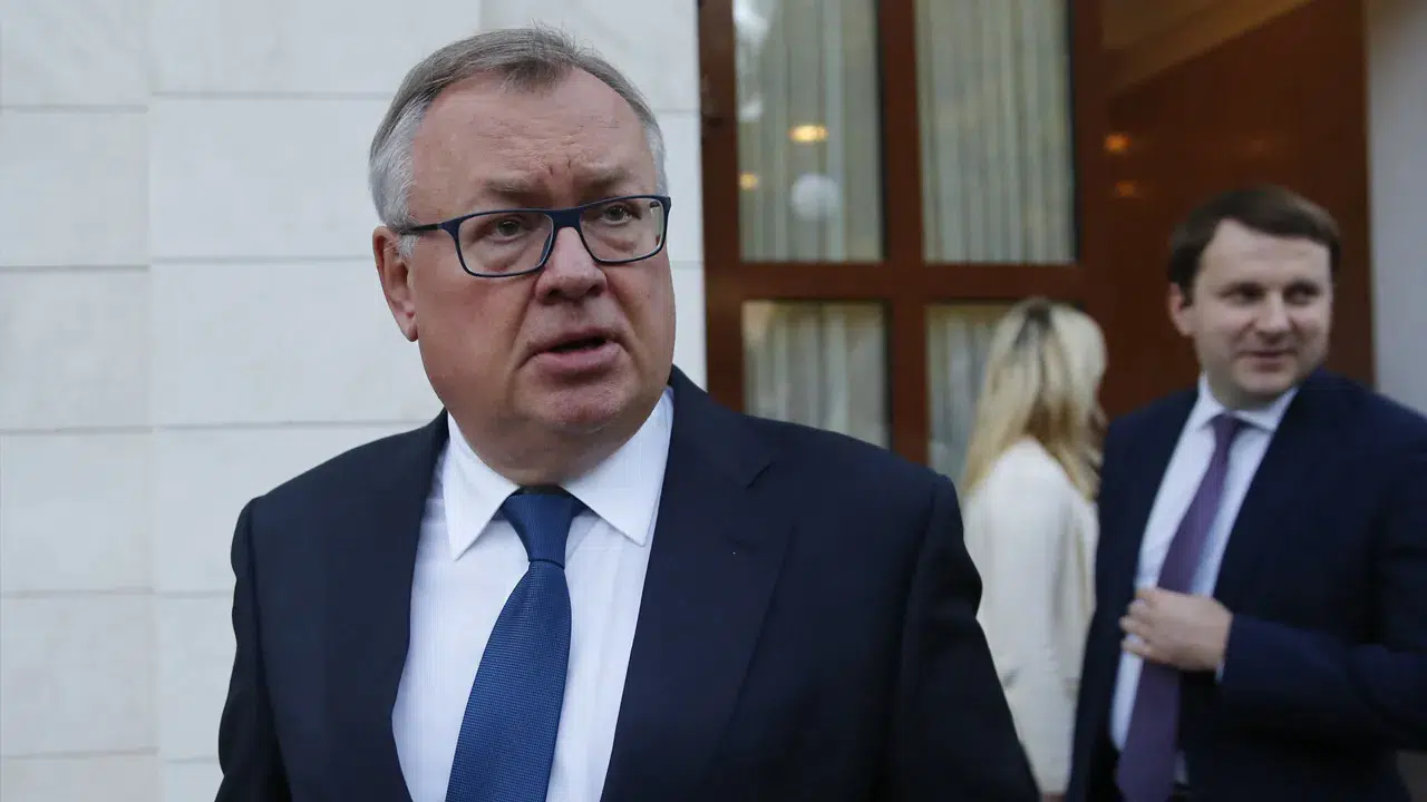 Rus bankacı oldukça iddialı konuştu: Doların tekeli sona erecek!