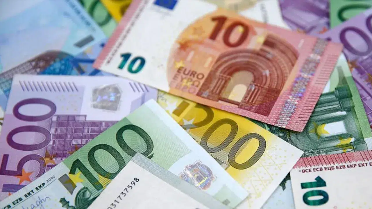 Euro yine rekor kırdı