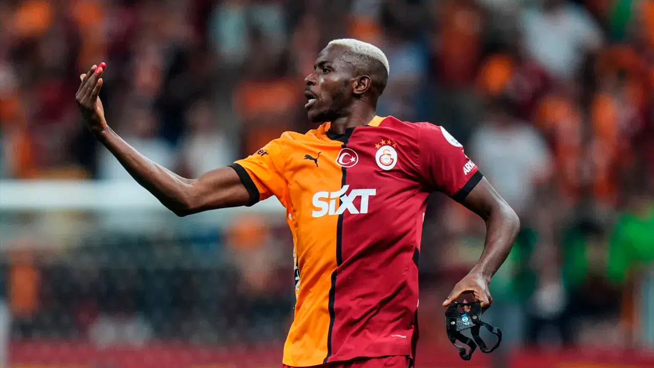Fransız basını Osimhen transferinde Galatasaray'ın öne geçtiğini söyledi