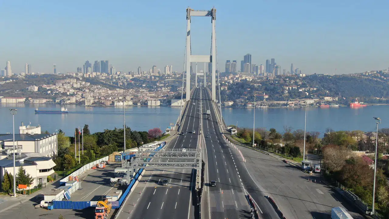 Bakan Uraloğlu açıkladı: Kurban Bayramı’nda otoyol ve köprüler ücretsiz