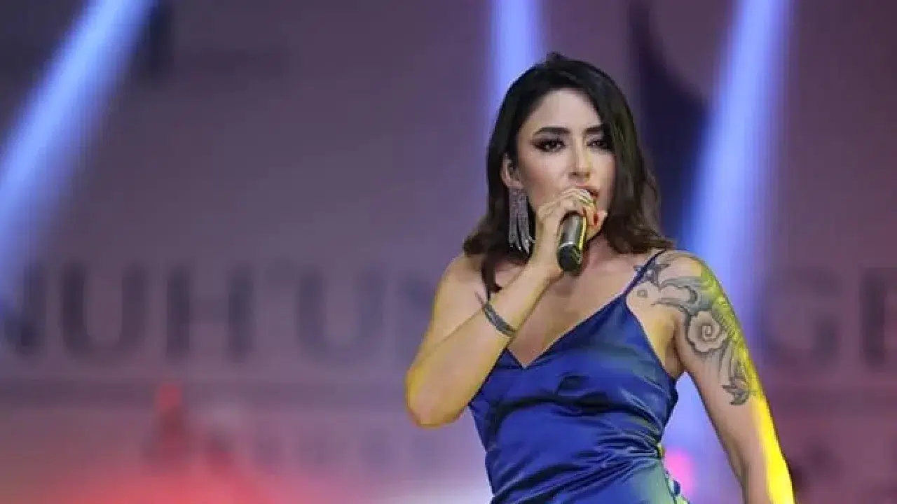 Melek Mosso tatilde  ölümden döndü: 3 santimle kurtuldum