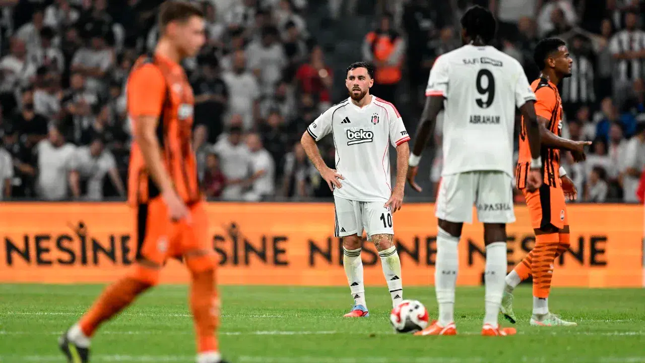 Beşiktaş - Shakhtar Donetsk maçının hakemi belli oldu!