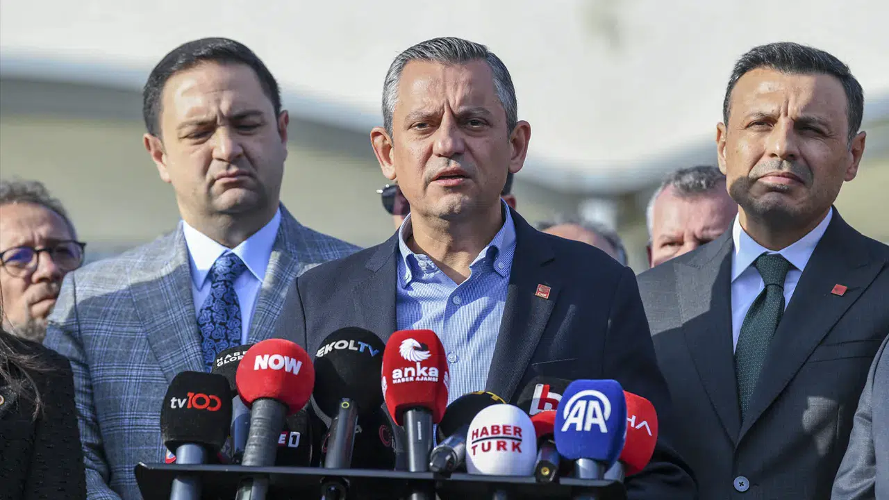 Özgür Özel, İmamoğlu'nu 15. defa ziyaret edecek