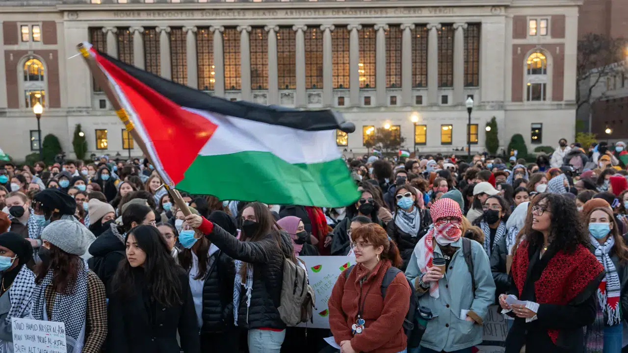 Columbia Üniversitesi, 'Yahudi öğrencileri koruyamadığı' için 200 milyon dolar ödeme yapacak