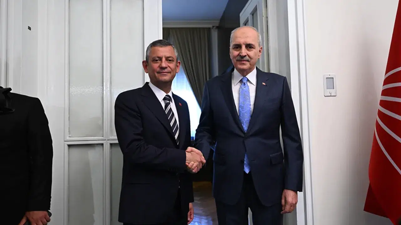 TBMM Başkanı Kurtulmuş, CHP Genel Başkanı Özel'i ziyaret etti