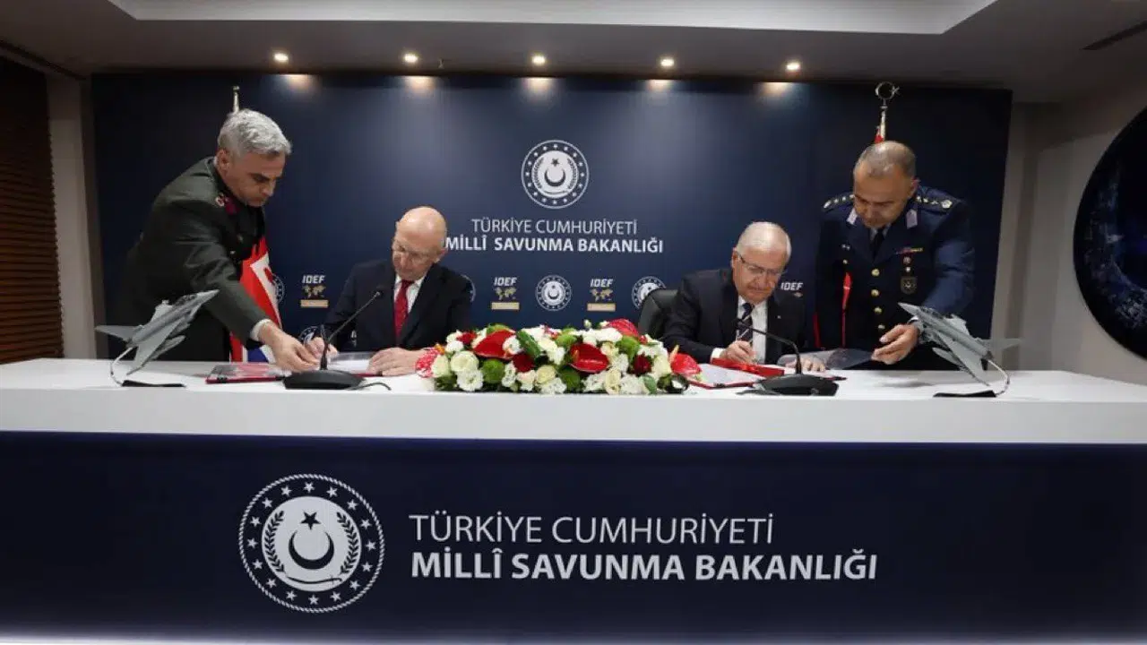 Türkiye ile Birleşik Krallık arasında Eurofighter Typhoon için tarihi imza atıldı