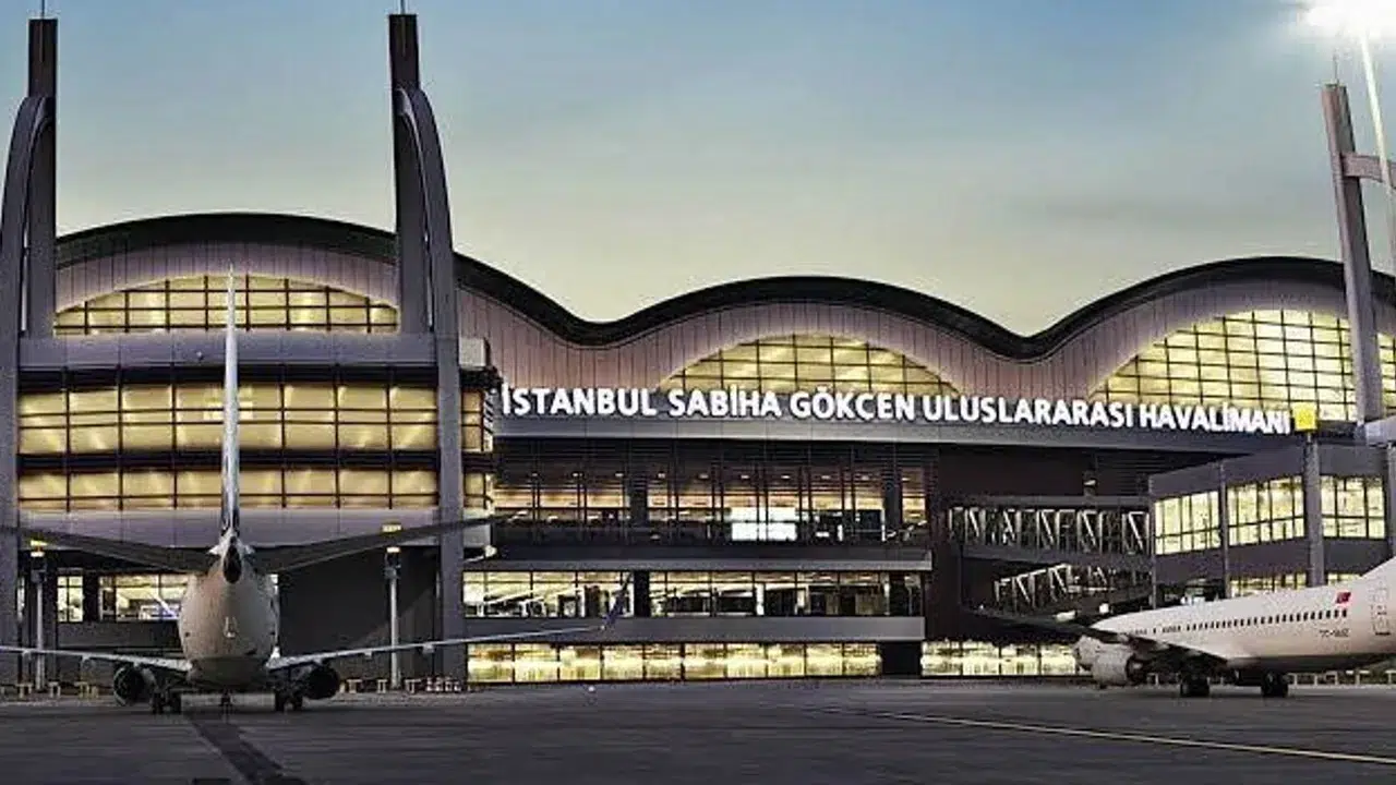 Sabiha Gökçen Havalimanı’ndan 1 günde 157 bin yolcu! 7 ayrı rekor kırıldı