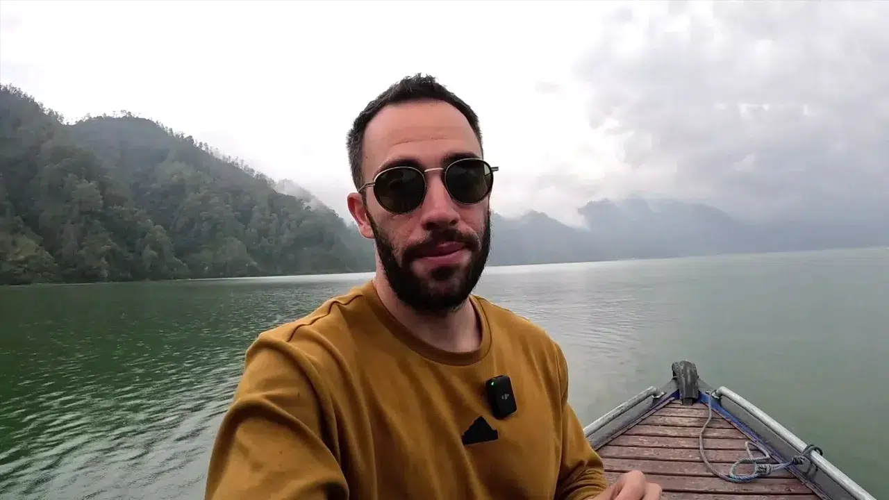 Fenomen Mert Öztürk motosiklet kazası geçirdi: "Tek elle motor kullanmayın"