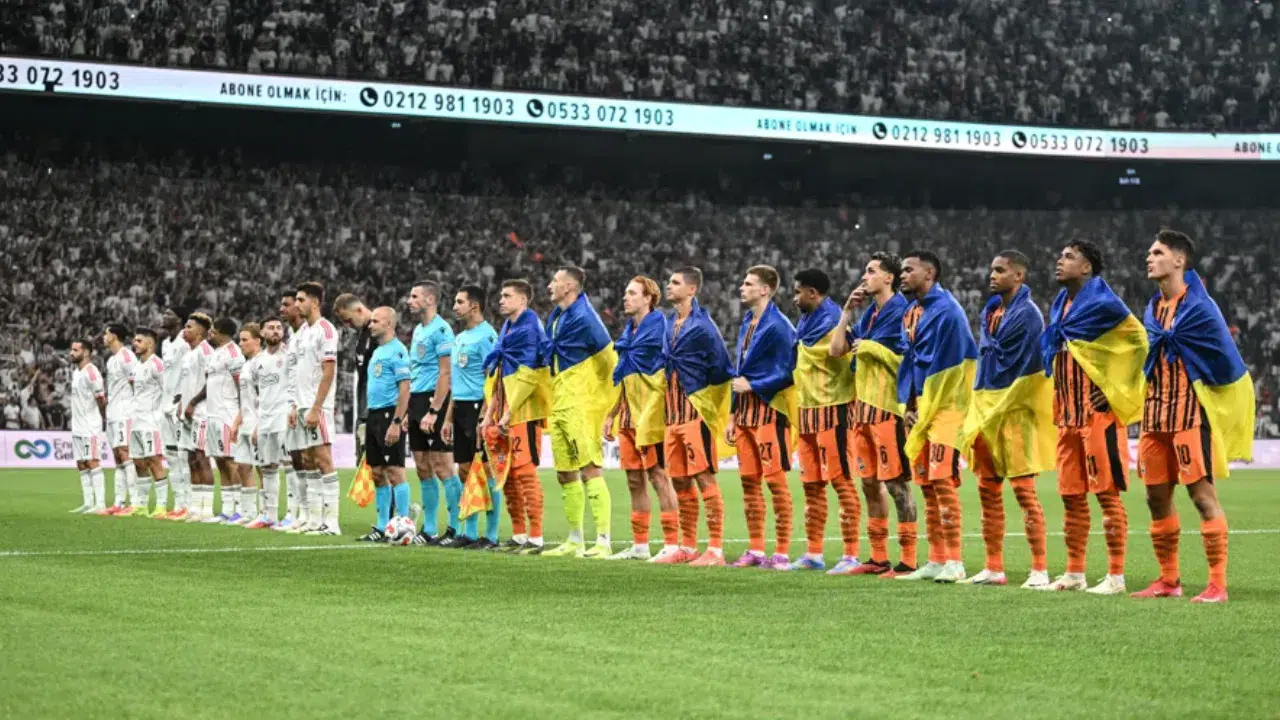 Beşiktaş, ikinci eleme turu ilk maçında Shakhtar Donetsk'e 4-2 yenildi