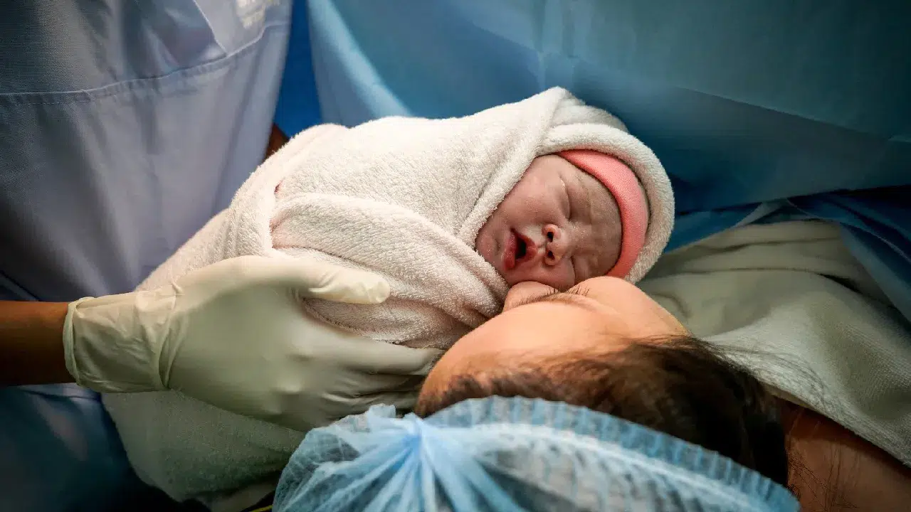 Doğumda dönüşüm başladı: Sezaryen azaldı, her gebeye ebe dönemi