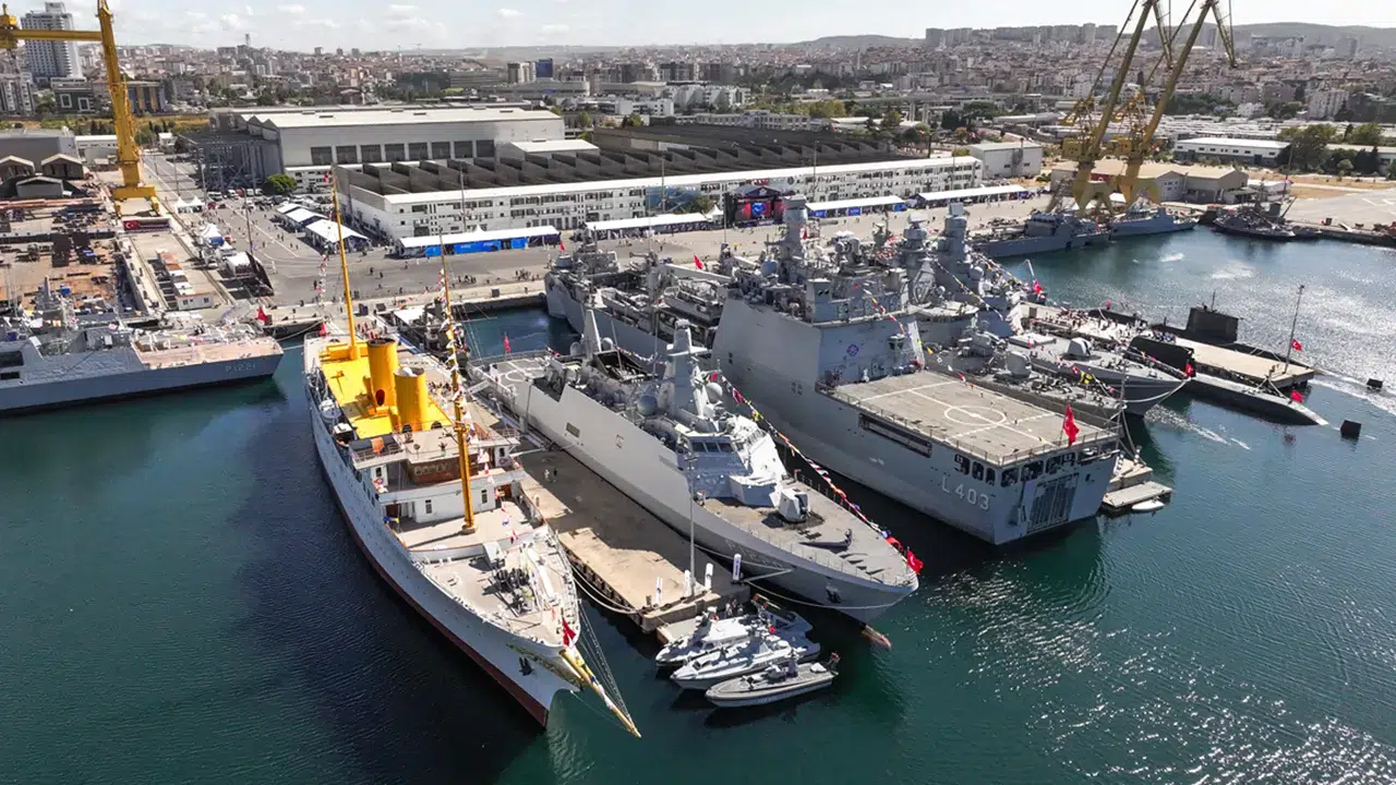 TEKNOFEST Mavi Vatan İstanbul’da başlıyor: Donanma gemileri halkla buluşacak