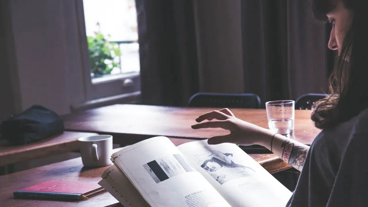 Mekândan bağımsız, kolektif öğrenme ortamı: Üretimhane