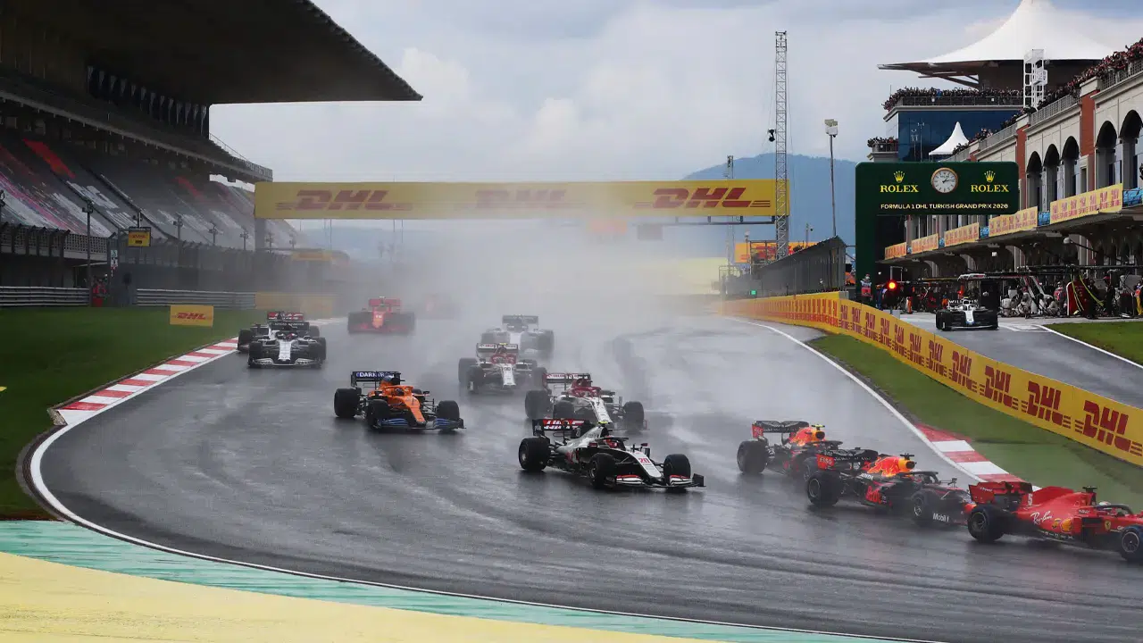 Formula 1, Türkiye'ye geri dönüyor mu? TOSFED Başkanı'ndan resmi açıklama