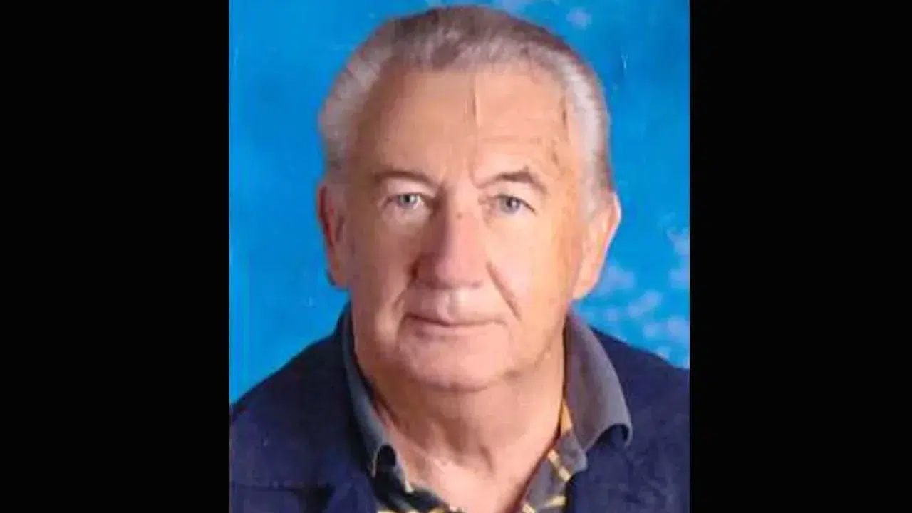 Ünsal Altuğ kimdir?