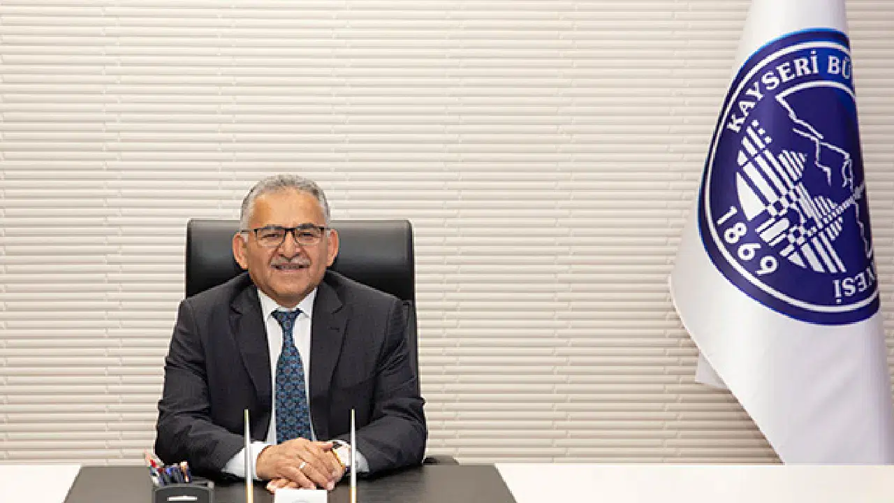 Kayseri Büyükşehir Belediye Başkanı Memduh Büyükkılıç hastaneye kaldırıldı