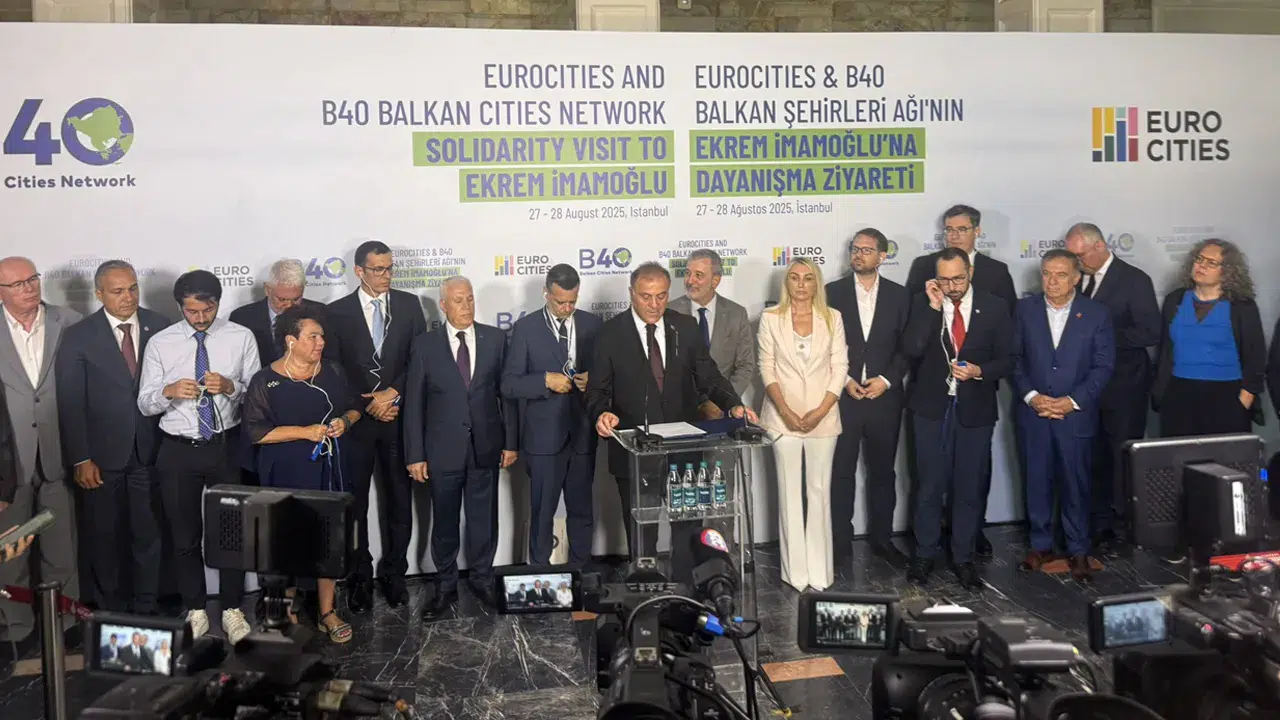 Avrupalı belediye başkanlarından Ekrem İmamoğlu'na ödül